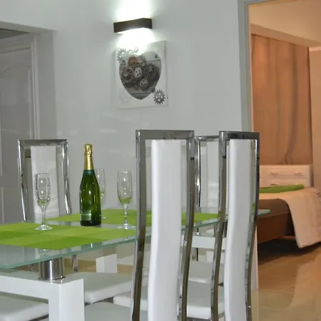 Апартаменты Apartament Island Village Адехе