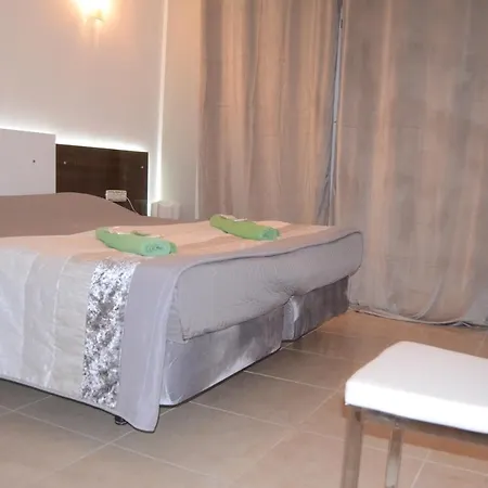 Apartament Island Village * Адехе