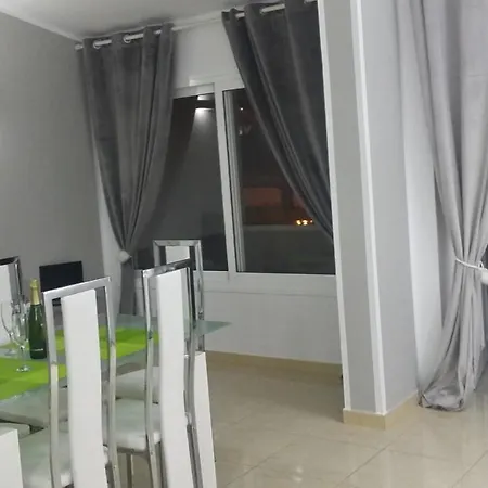 Apartament Island Village Апартаменты Адехе
