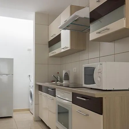 Apartament Island Village Апартаменты Адехе