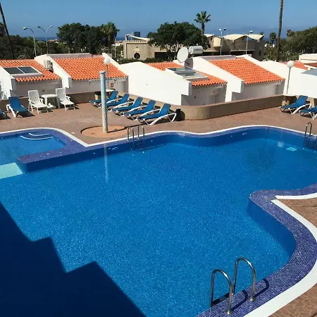 Апартаменты Apartament Island Village